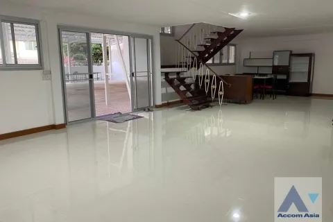 Haus in Lat Phrao, Bangkok, Thailand 2 Schlafzimmer № 216617 - Foto 2