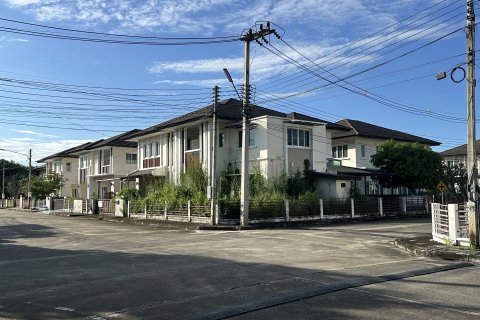 Дом в Сан-Сая, Таиланд с 3 спальнями  № 155925 - фото 2