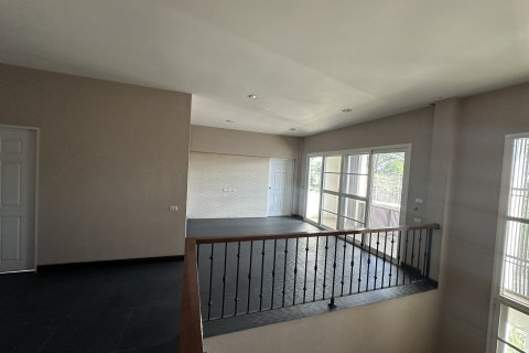 Дом в Сан-Сая, Таиланд с 3 спальнями  № 155925 - фото 10