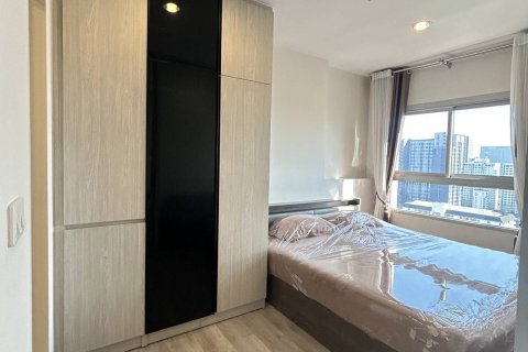 Студия в кондо в Бангкапи, Бангкок, Таиланд № 155924 - фото 4