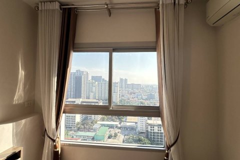 Студия в кондо в Бангкапи, Бангкок, Таиланд № 155924 - фото 3