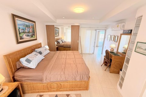 Кондоминиум с 3 спальнями в Хуа Хине, Таиланд № 155922 - фото 17