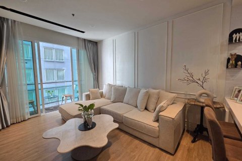 Студия в кондо в Ваттхане, Бангкок, Таиланд № 155920 - фото 9