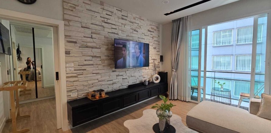 Студия в кондо в Ваттхане, Бангкок, Таиланд № 155920