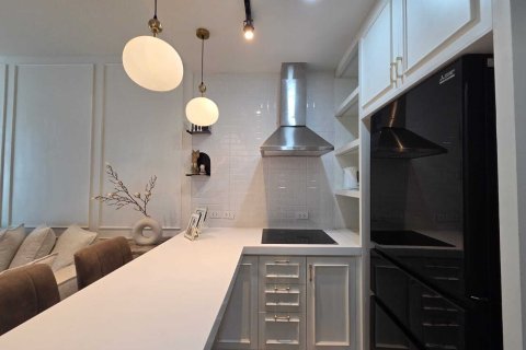 Студия в кондо в Ваттхане, Бангкок, Таиланд № 155920 - фото 22