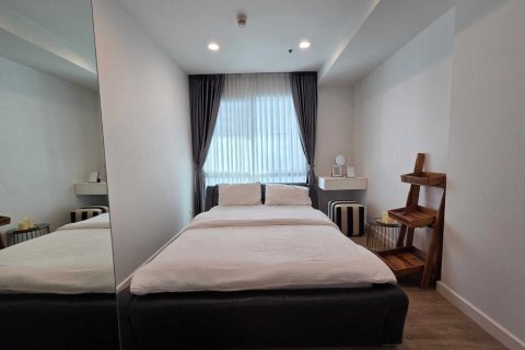 Студия в кондо в Ваттхане, Бангкок, Таиланд № 155920 - фото 13