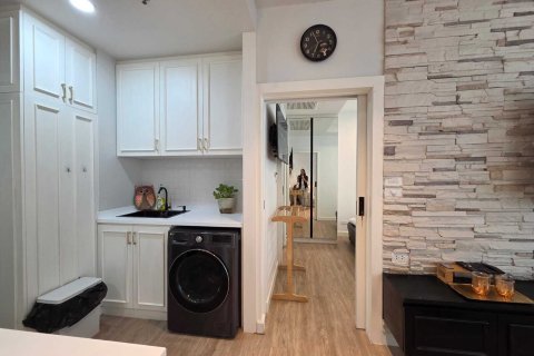 Студия в кондо в Ваттхане, Бангкок, Таиланд № 155920 - фото 20