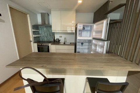 Кондоминиум с 2 спальнями в Клонг Тоэй, Бангкок, Таиланд № 137407 - фото 6