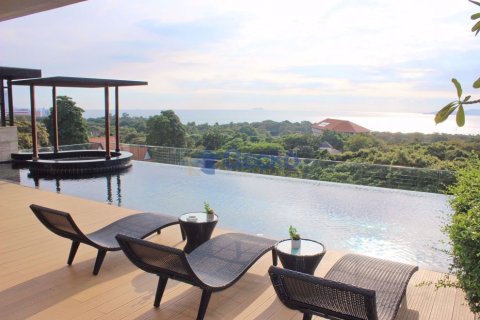 Condo in Pattaya, Thailand, 2 bedrooms № 197127