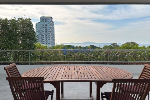 Condo in Pattaya, Thailand, 4 bedrooms № 197128