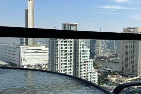 Кондоминиум с 2 спальнями в Кхлонг Сане, Бангкок, Таиланд № 167793 - фото 17