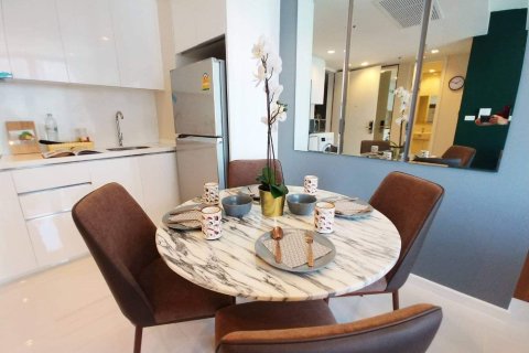 Condo in Sathon, Bangkok, Thailand, 2 bedrooms  № 167792 - photo 3