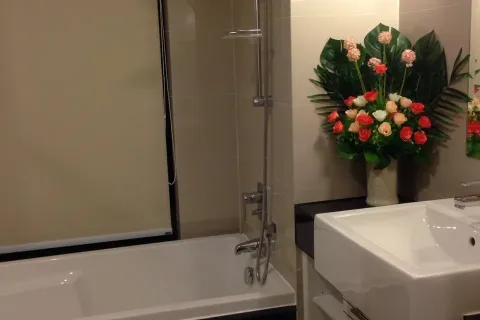 Кондоминиум с 2 спальнями в Хуай Кванге, Бангкок, Таиланд № 167791 - фото 4