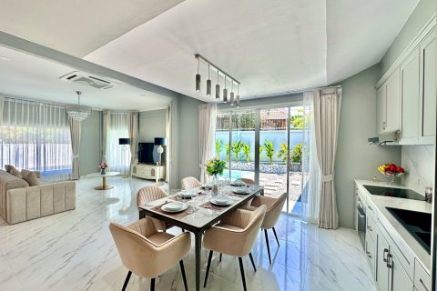 Villa à Pattaya, Thaïlande 4 chambres № 173083 - photo 13