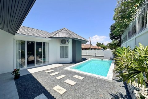 Villa à Pattaya, Thaïlande 4 chambres № 173083 - photo 11