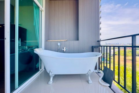 Studio dans le Condo à Pattaya, Thaïlande  № 136080 - photo 21