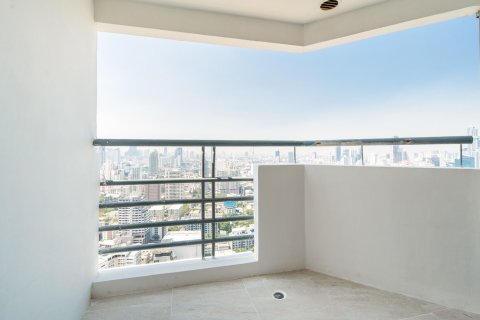 Condo in Khlong Toei, Bangkok, Thailand, 2 bedrooms  № 136085 - photo 12