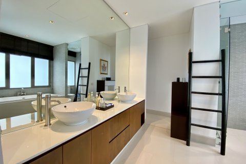 Penthouse in Pa Klok, Thailand 2 bedrooms № 136083 - photo 22