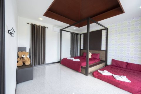 Villa in Hua Hin, Thailand 6 bedrooms № 167840 - photo 12