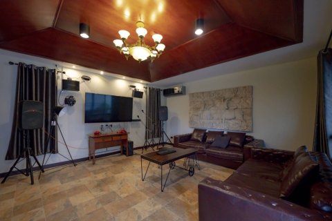 Villa in Hua Hin, Thailand 6 bedrooms № 167840 - photo 5