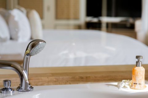 Villa in Phuket, Thailand 3 bedrooms № 167843 - photo 25