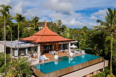 Villa in Phuket, Thailand 3 bedrooms № 167843