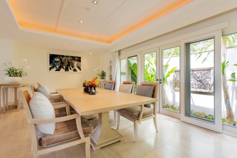 Villa in Phuket, Thailand 3 bedrooms № 167843 - photo 17