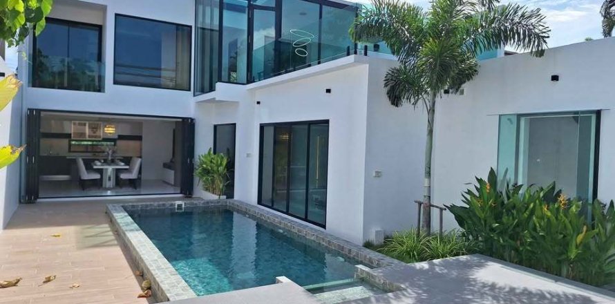 Villa in Phuket, Thailand 3 bedrooms № 151743