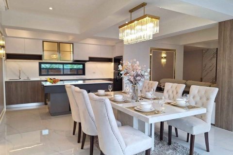 Villa in Phuket, Thailand 3 bedrooms № 151743 - photo 7