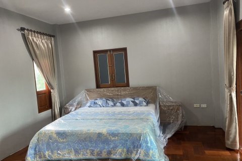 Villa in Phuket, Thailand 4 bedrooms № 151739 - photo 9