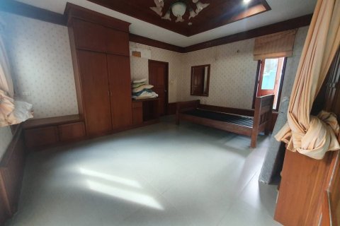 Villa in Phuket, Thailand 4 bedrooms № 151739 - photo 10