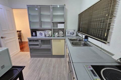 Condo in Watthana, Bangkok, Thailand, 2 bedrooms № 201195 - photo 10
