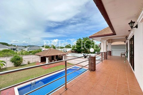 บ้านในพัทยา, ประเทศไทย 4 ห้องนอน № 197480 - รูปถ่าย 16