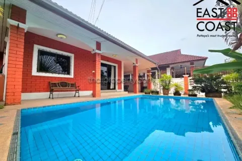 Casa de 3 dormitorios en Pattaya, Tailandia № 213392