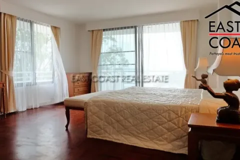 Condominio de 3 dormitorios en Pattaya, Tailandia № 213389 - foto 12