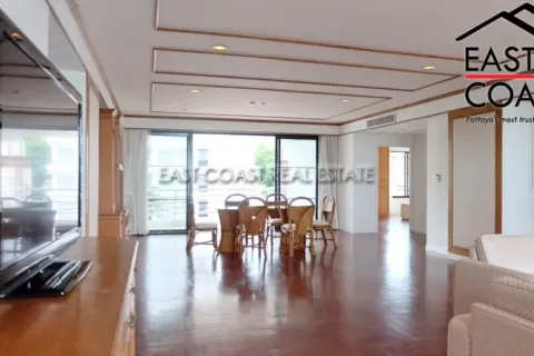Condominio de 3 dormitorios en Pattaya, Tailandia № 213389 - foto 5