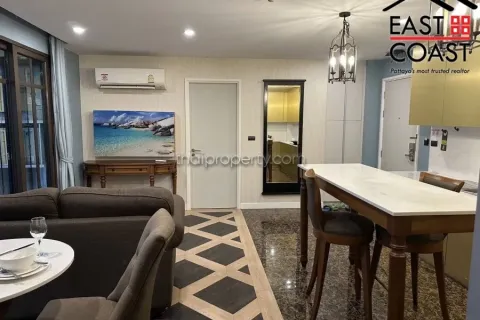 Condominio de 2 dormitorios en Jomtien Beach, Pattaya, Tailandia № 213390 - foto 4