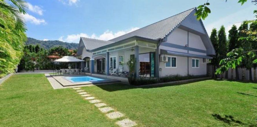 Villa in Kamala, Thailand 5 bedrooms № 193802
