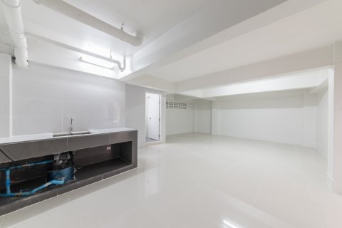 Affaires à Bangkok, Thaïlande 800 m2 № 143767 - photo 3