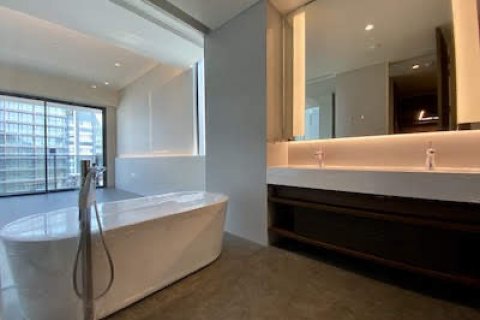 Кондоминиум с 3 спальнями в Бангкоке, Таиланд № 143762 - фото 4