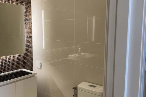 Condo à Bang Sue, Bangkok, Thaïlande, 2 chambres № 154789 - photo 12