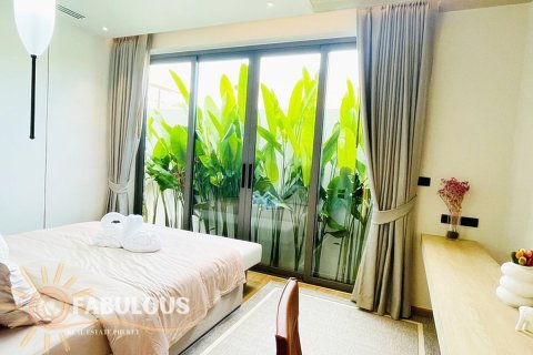 Villa in Bang Tao, Thailand 4 bedrooms № 179413 - photo 4