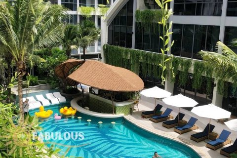 Condo à Bang Tao, Thaïlande, 2 chambres  № 179418