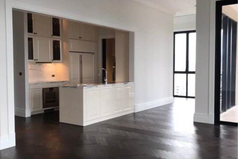 Condo à Pathum Wan, Bangkok, Thaïlande, 3 chambres № 205308 - photo 12