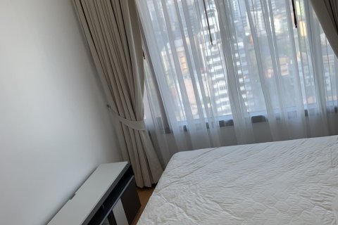 Condo à Khlong Toei, Bangkok, Thaïlande, 2 chambres № 205305 - photo 10