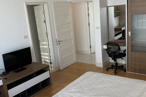 Condo à Khlong Toei, Bangkok, Thaïlande, 2 chambres № 205305 - photo 14