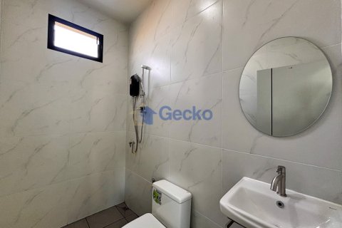 House in Pattaya, Thailand 3 bedrooms № 195990 - photo 21