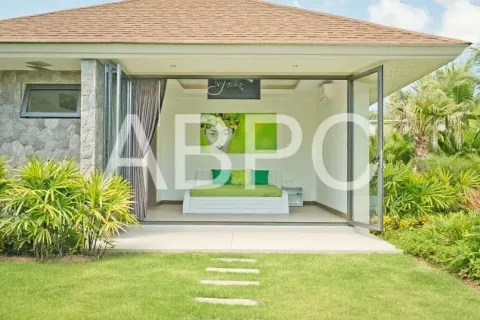 Casa de 4 dormitorios en Pattaya, Tailandia № 211564 - foto 9
