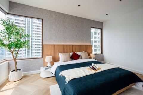 Condo in Bangkok, Thailand, 2 bedrooms  № 180626 - photo 13