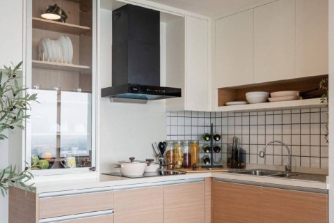 Condo in Bangkok, Thailand, 2 bedrooms  № 180626 - photo 6